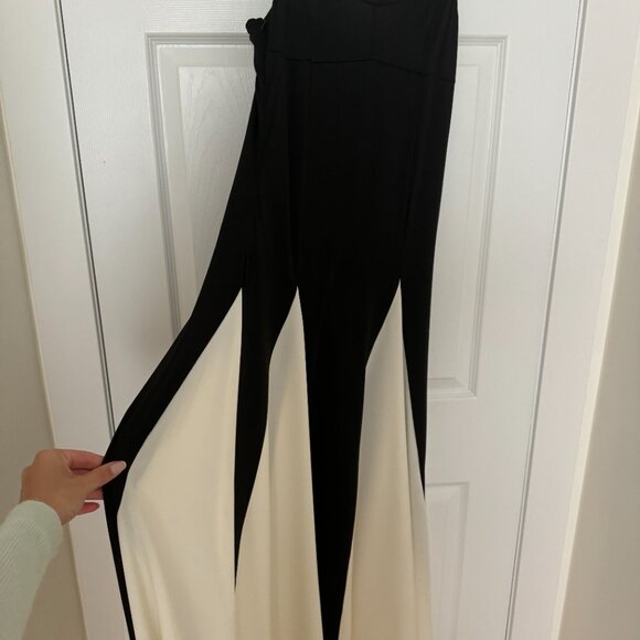 Black and white dress - Picture 3 of 6